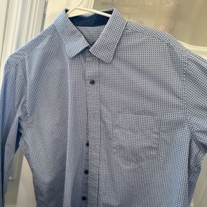 Good condition dress shirt can’t tell worn